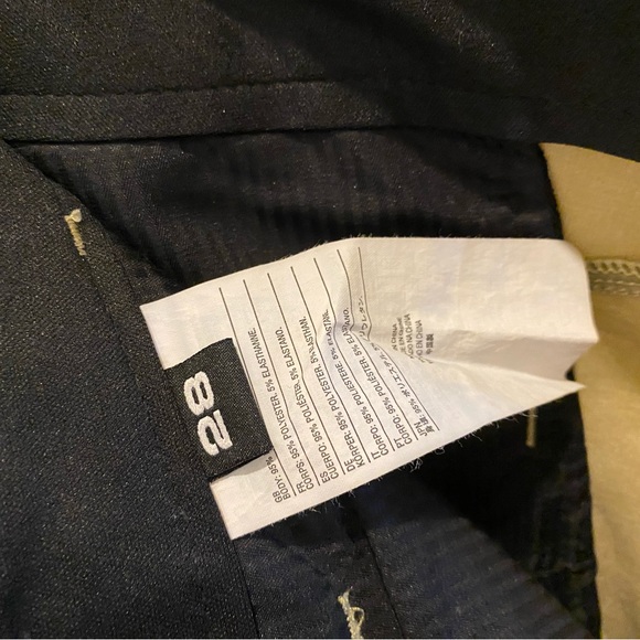 VOLCOM Men’s 28 Waist Tan Dress Shorts - Picture 2 of 4